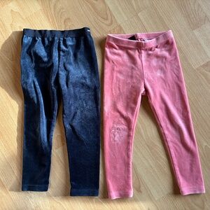 Set of two velvety leggings